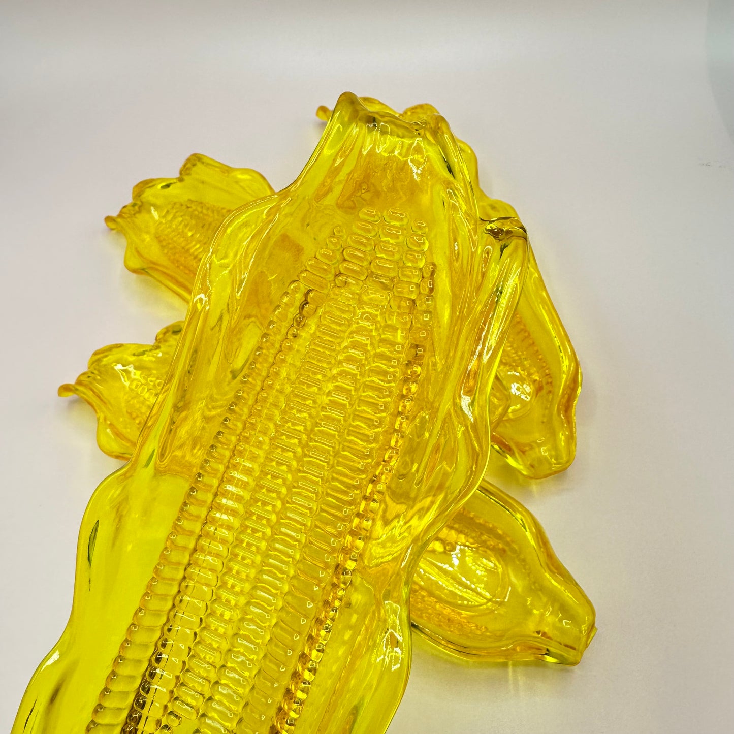 Plastic Yellow Corn Dishes
