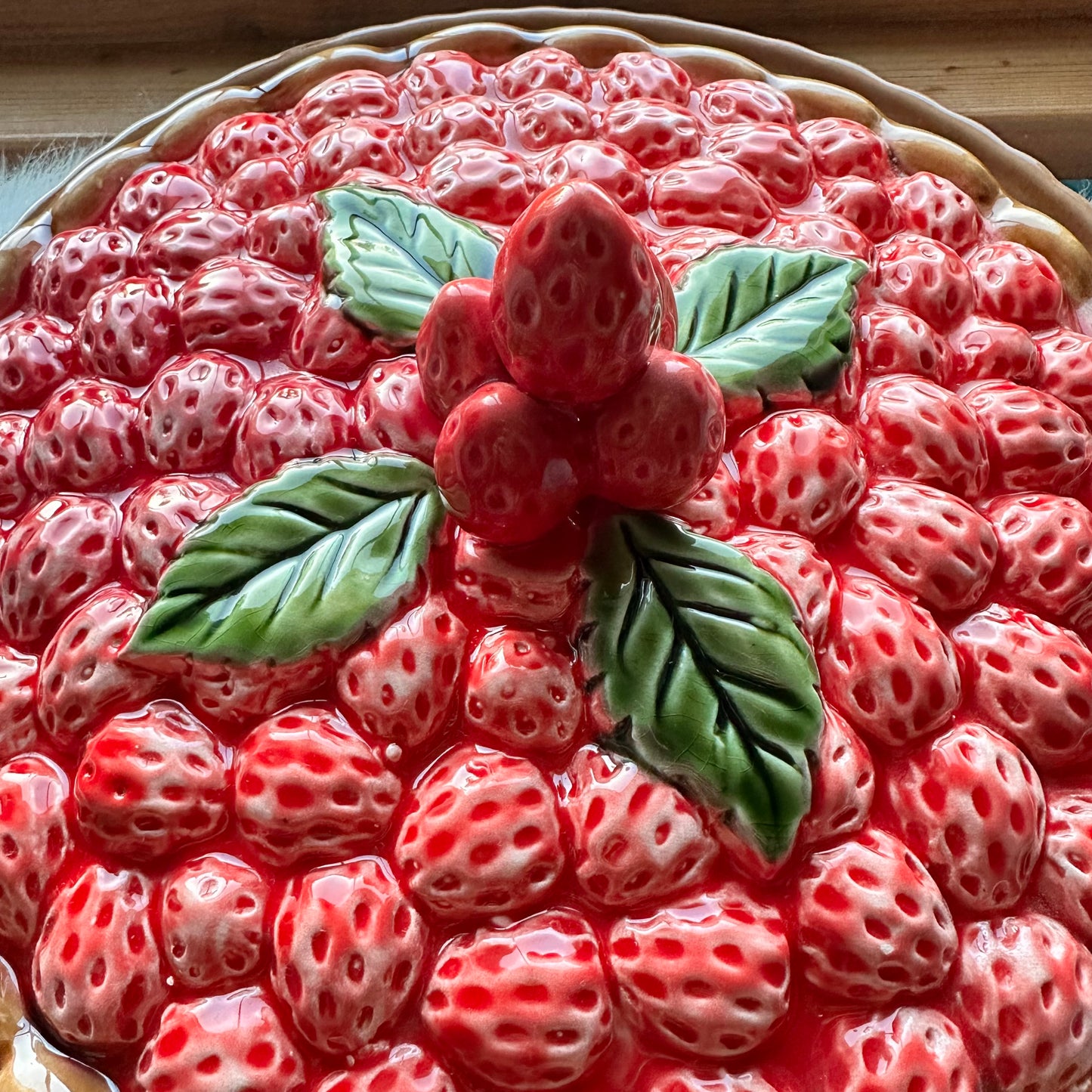 Strawberry Pie Dish