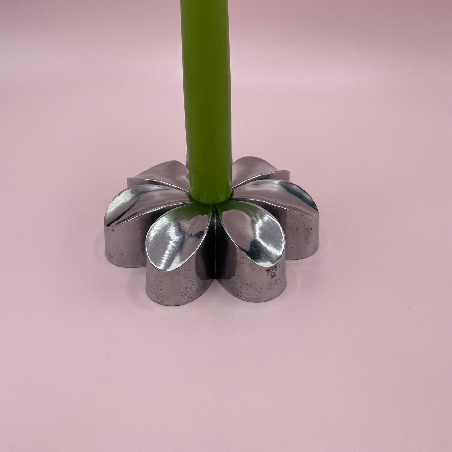 Flower Shaped Candle Holder Aluminium