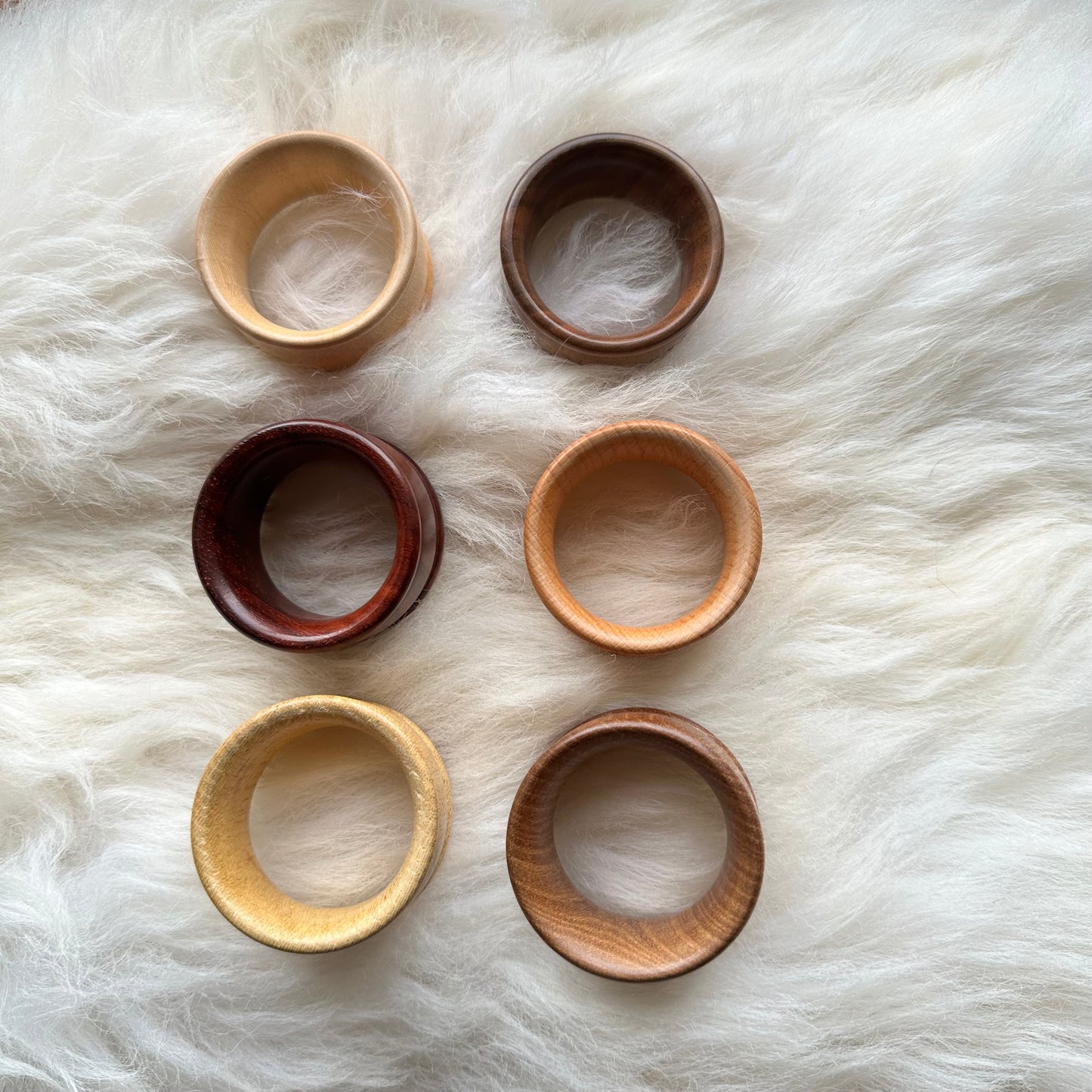 Wooden Napkin Rings (X6)