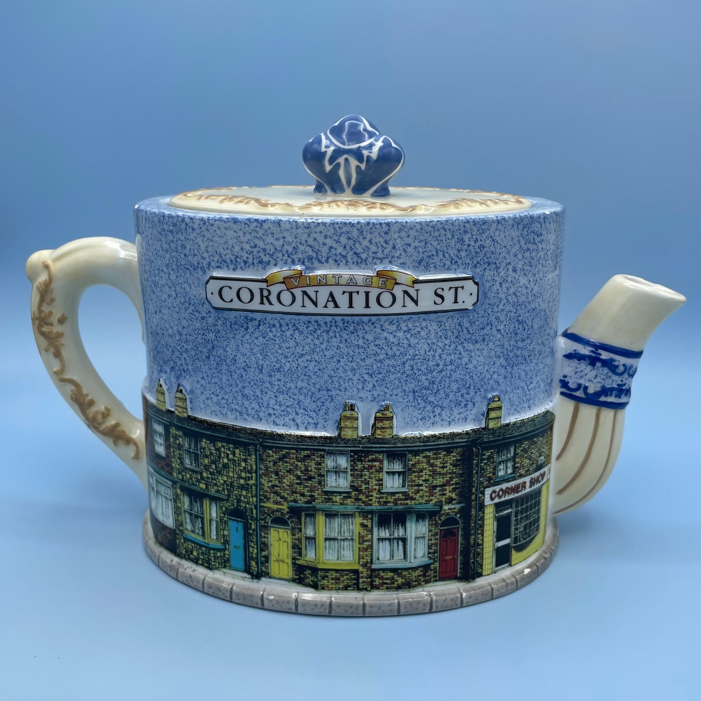 Annie Rowe Coronation Street Teapot