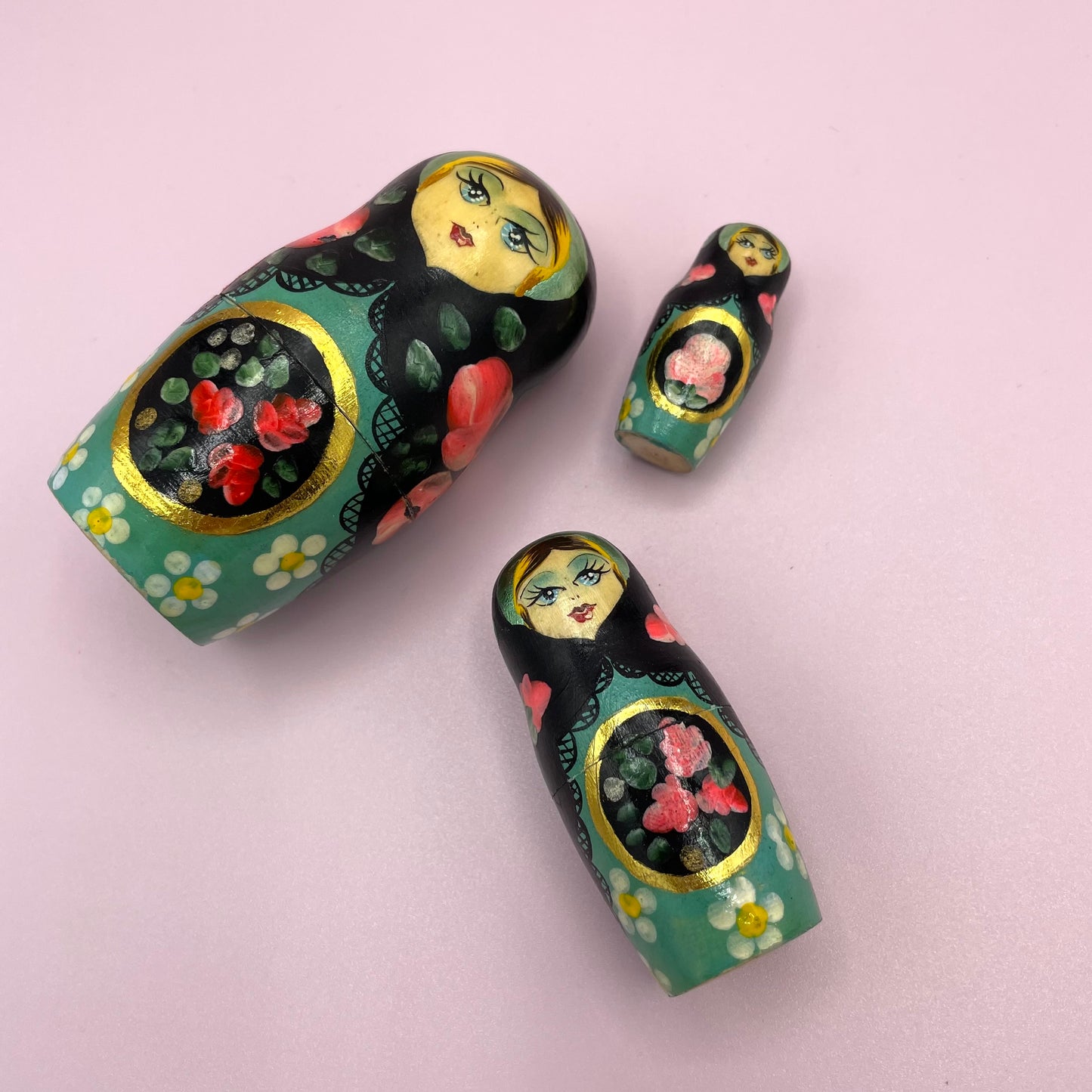 Russian nesting Dolls (5)