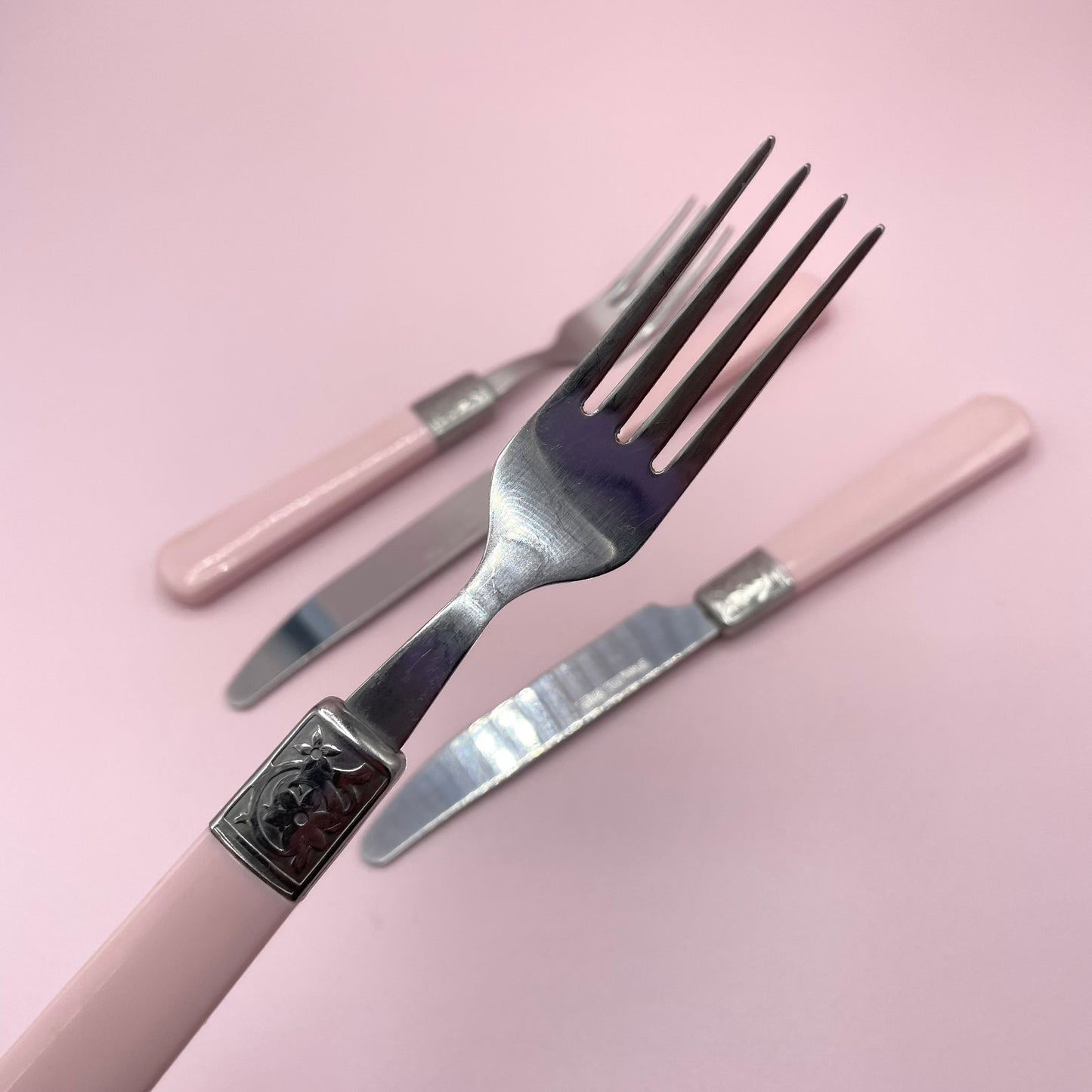 Pink Handle Knife & Fork Set (4)