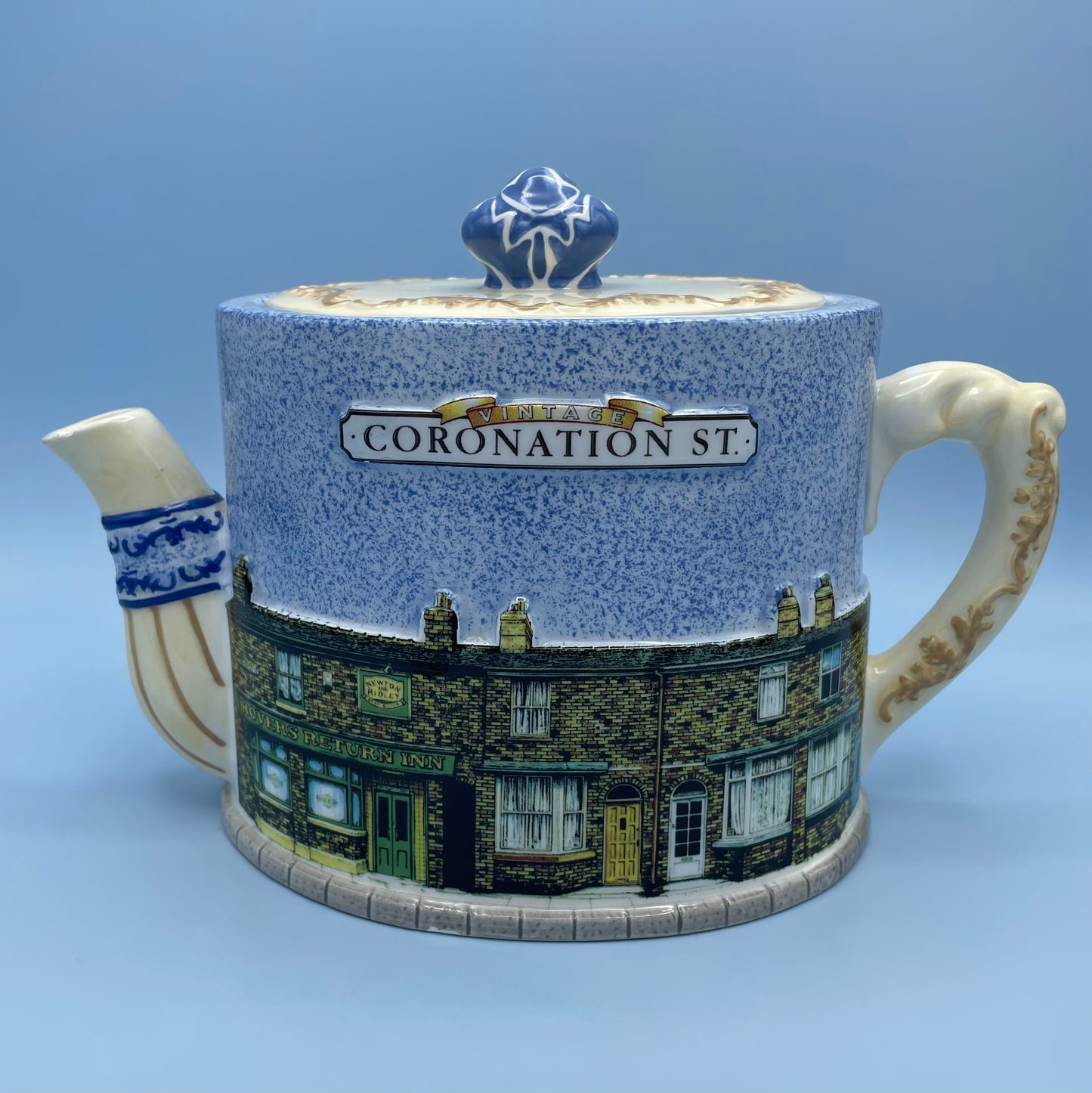 Annie Rowe Coronation Street Teapot