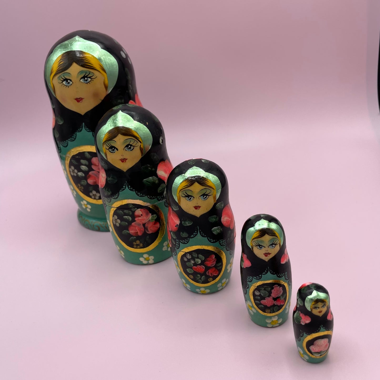 Russian nesting Dolls (5)