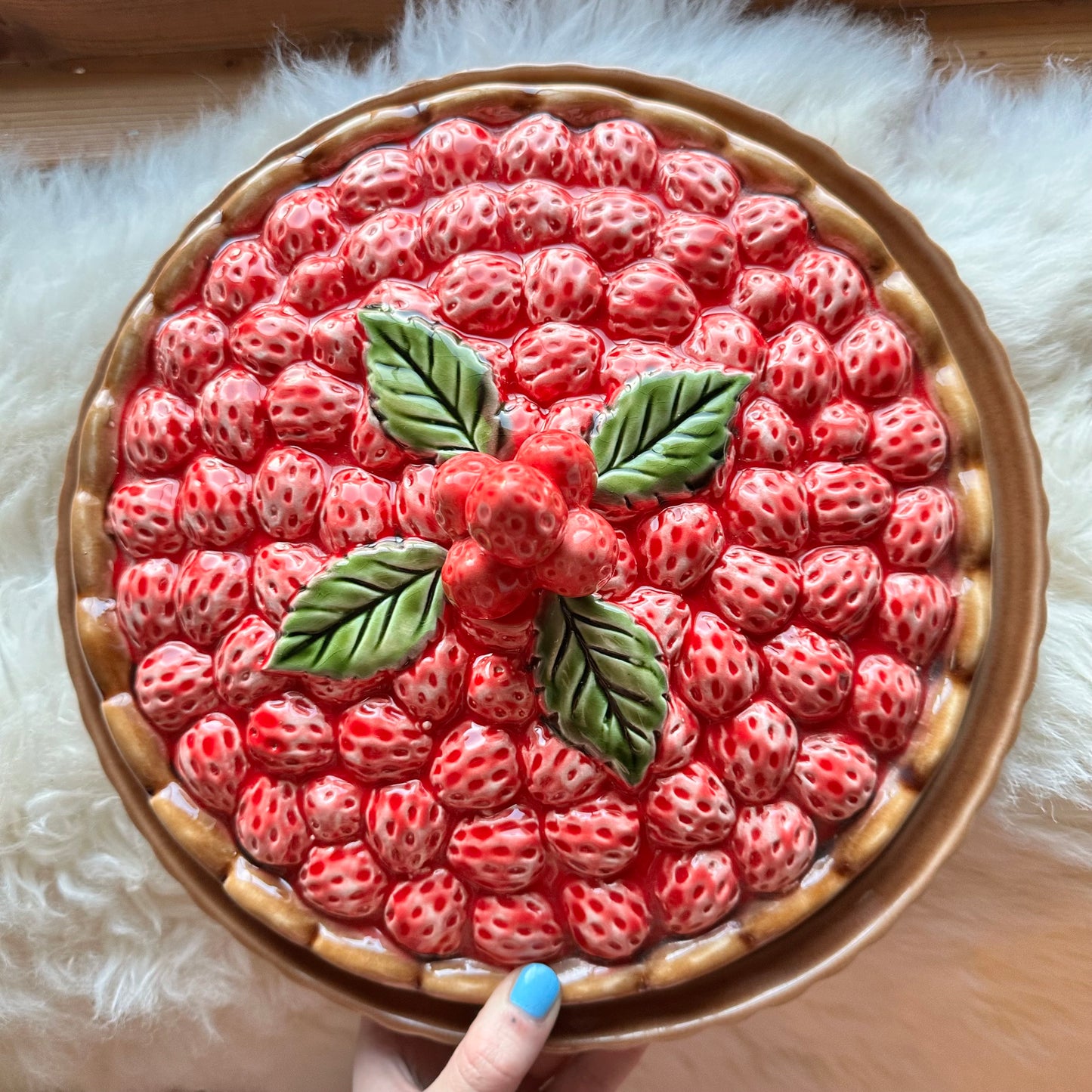 Strawberry Pie Dish