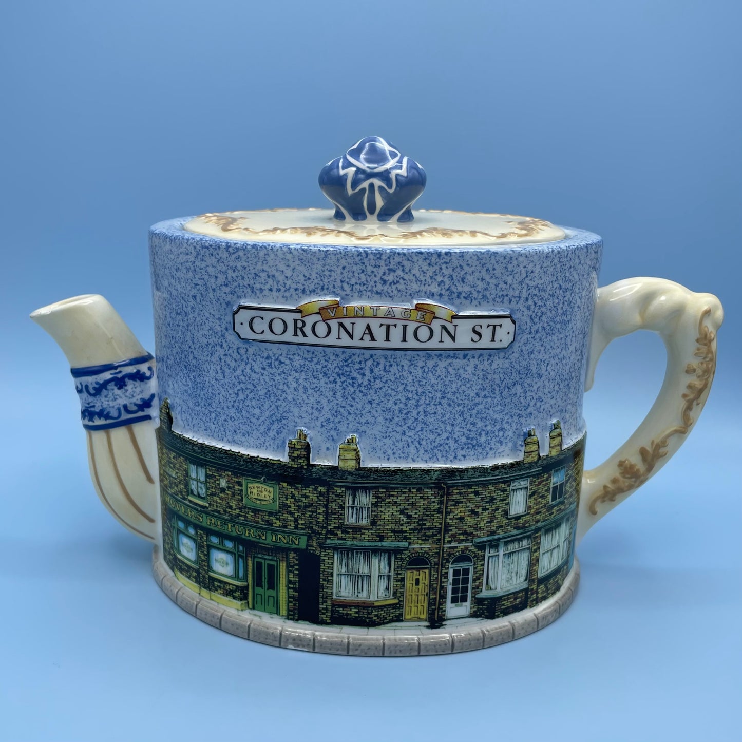 Annie Rowe Coronation Street Teapot