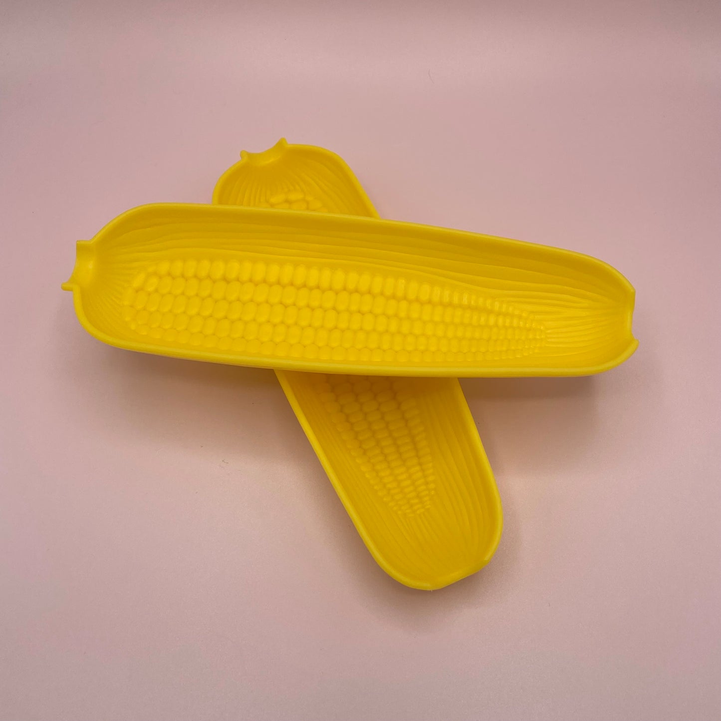 Retro Plastic Corn Plates