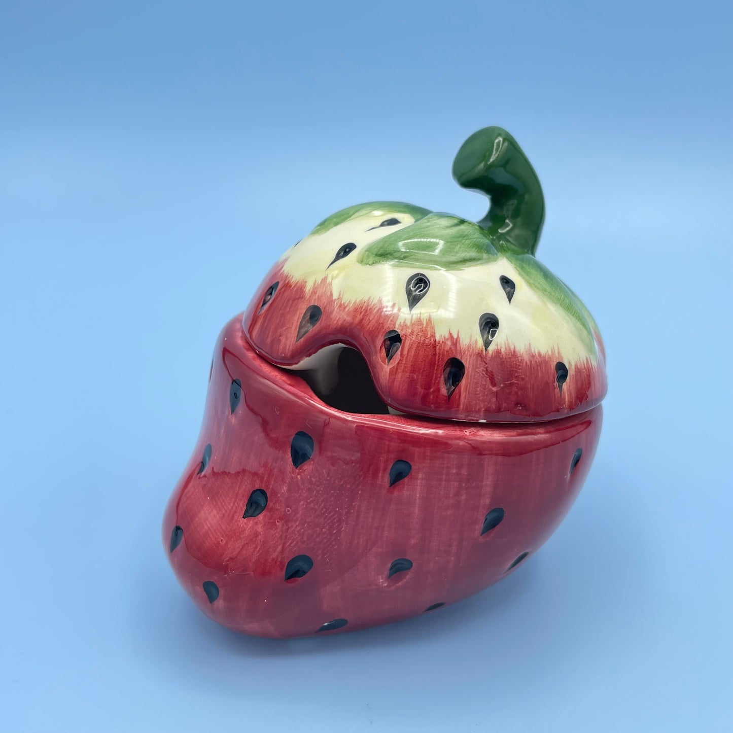 Ceramic Strawberry Pot