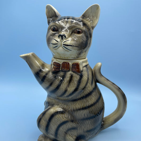 Tabby Cat Teapot