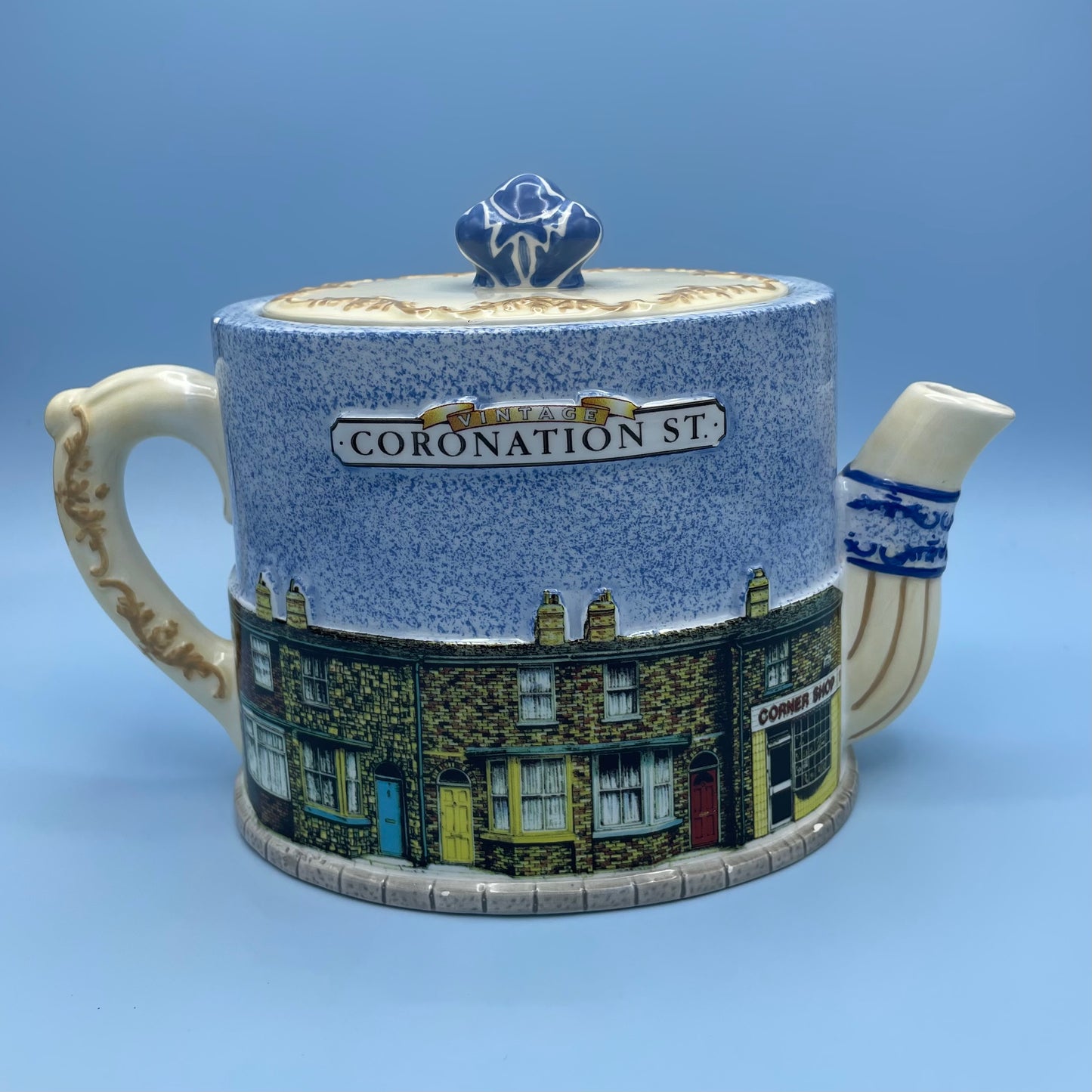 Annie Rowe Coronation Street Teapot