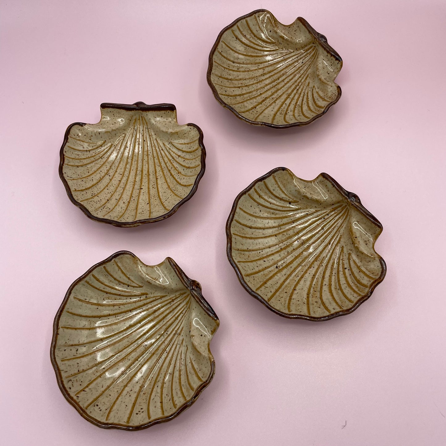 Earthenware Shell Dishes x4