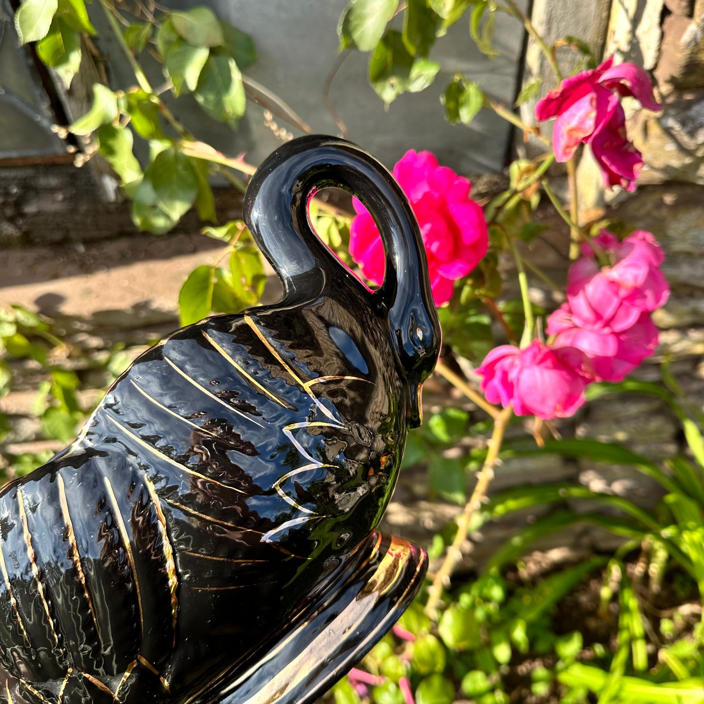 Black Swan Handle Mantle Bowl