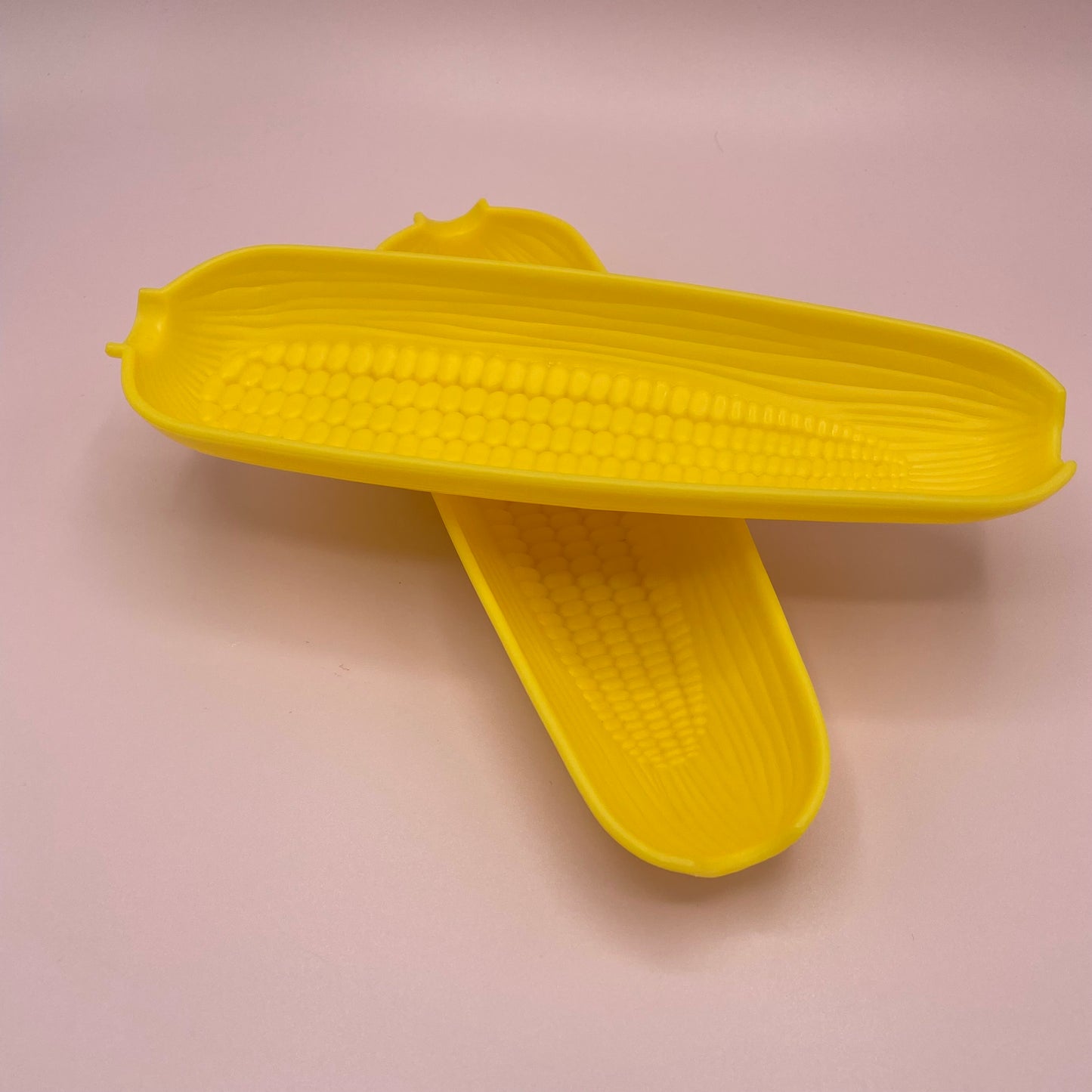 Retro Plastic Corn Plates