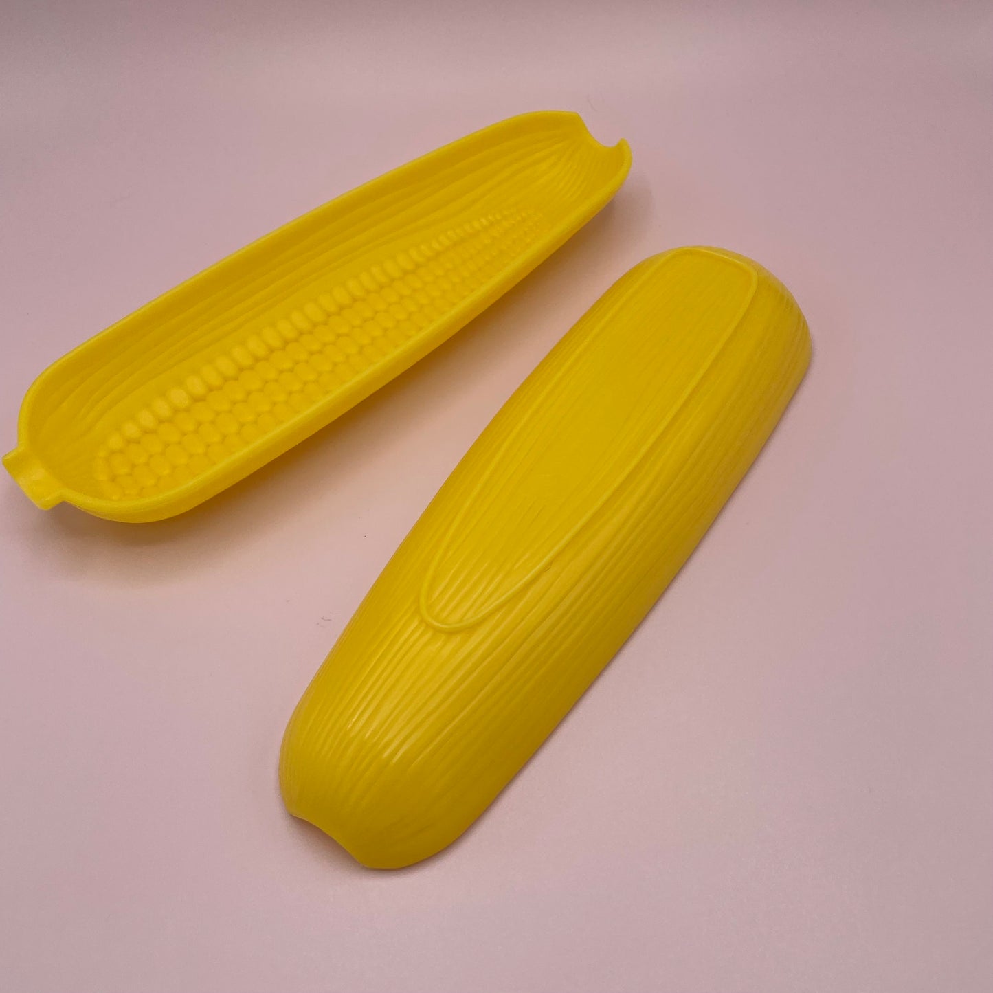 Retro Plastic Corn Plates