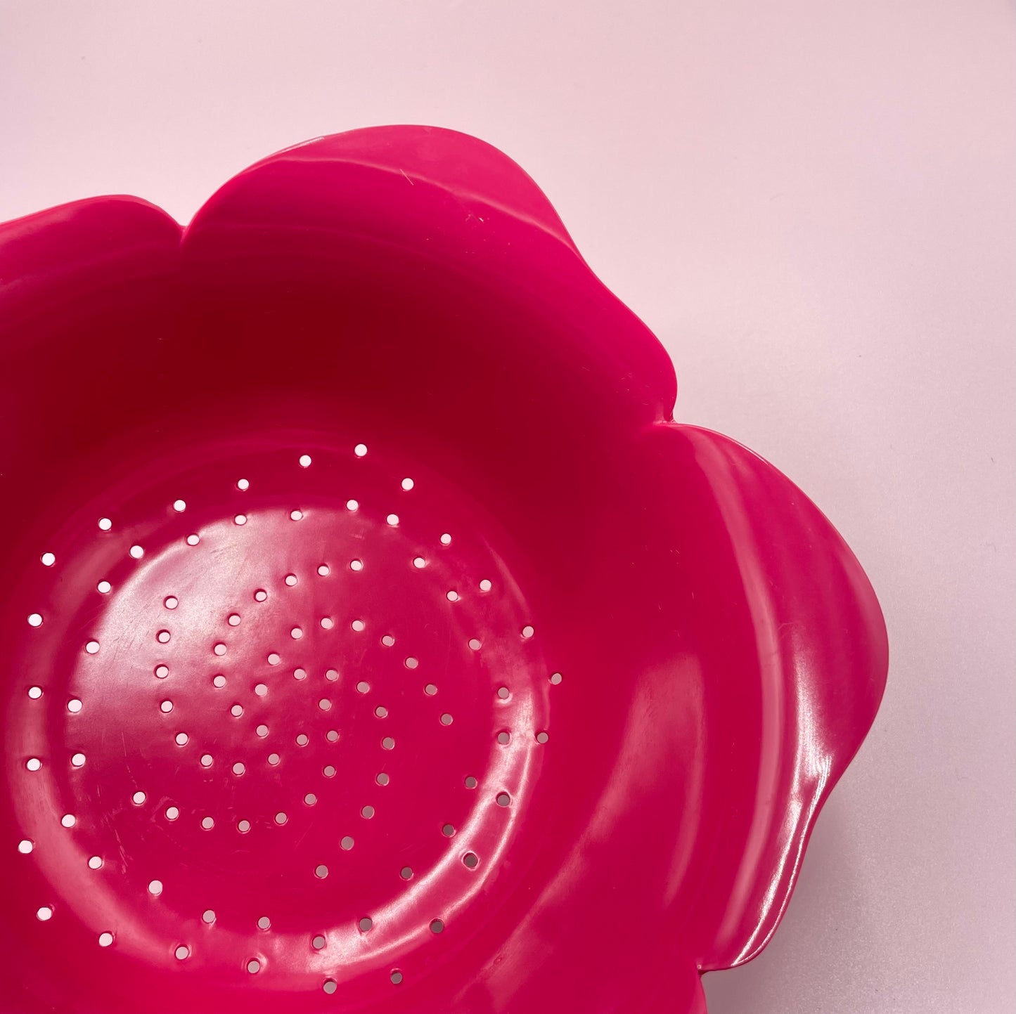 Pink Melamine Flower Colander