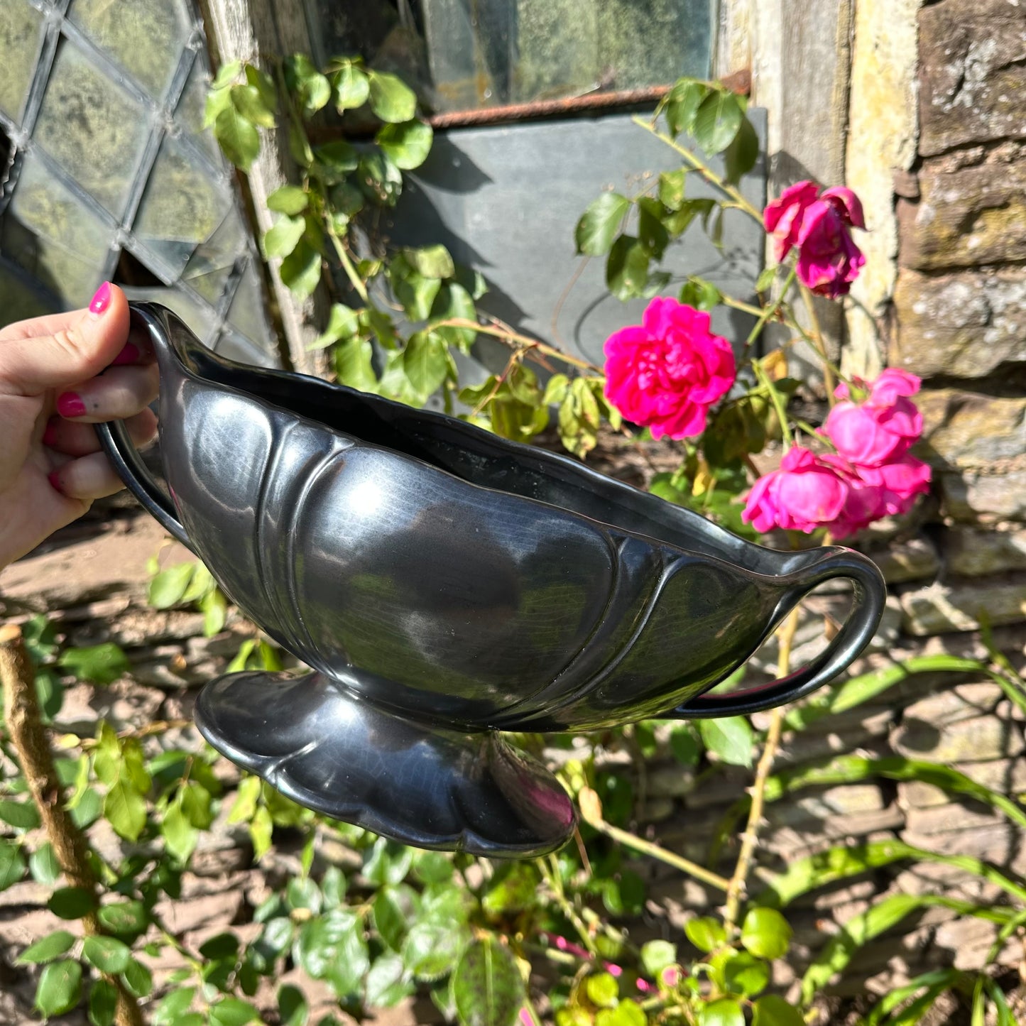 Beswick Black Mantle Bowl