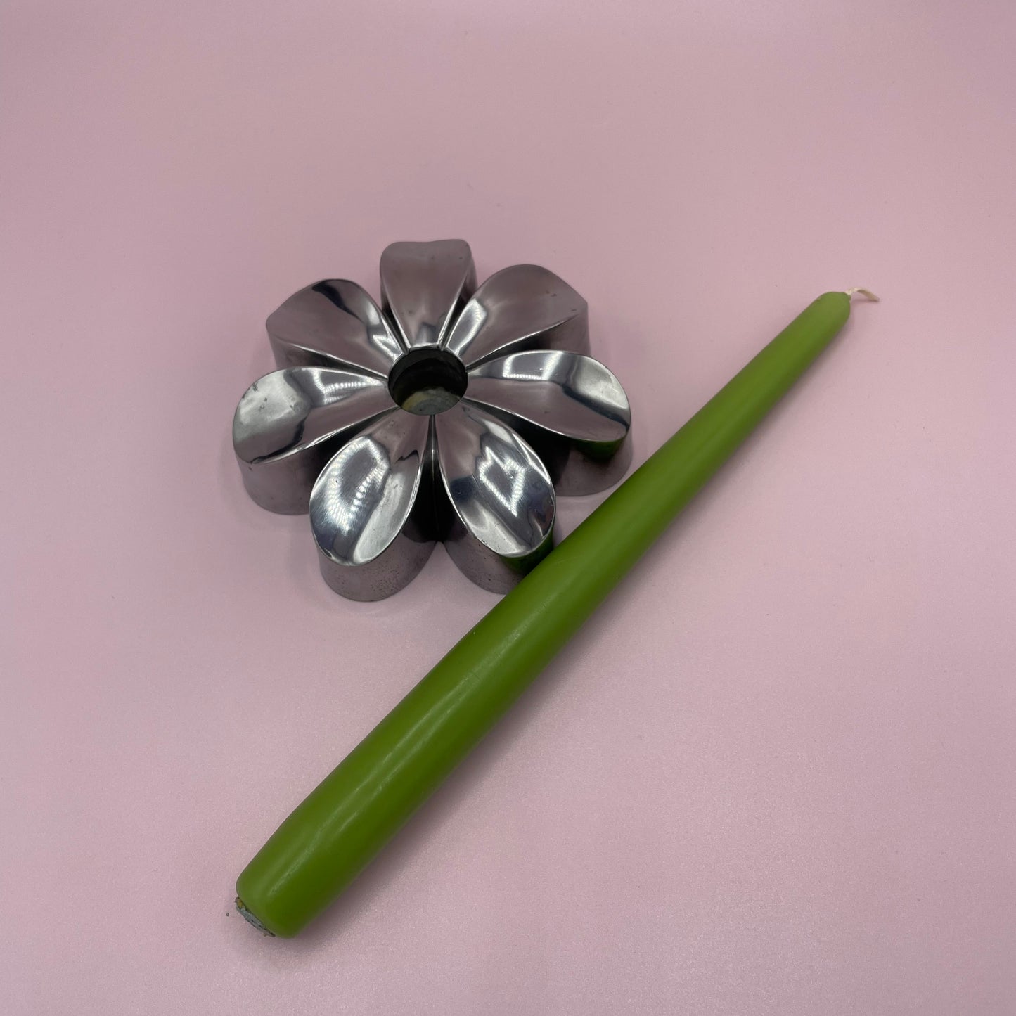 Flower Shaped Candle Holder Aluminium