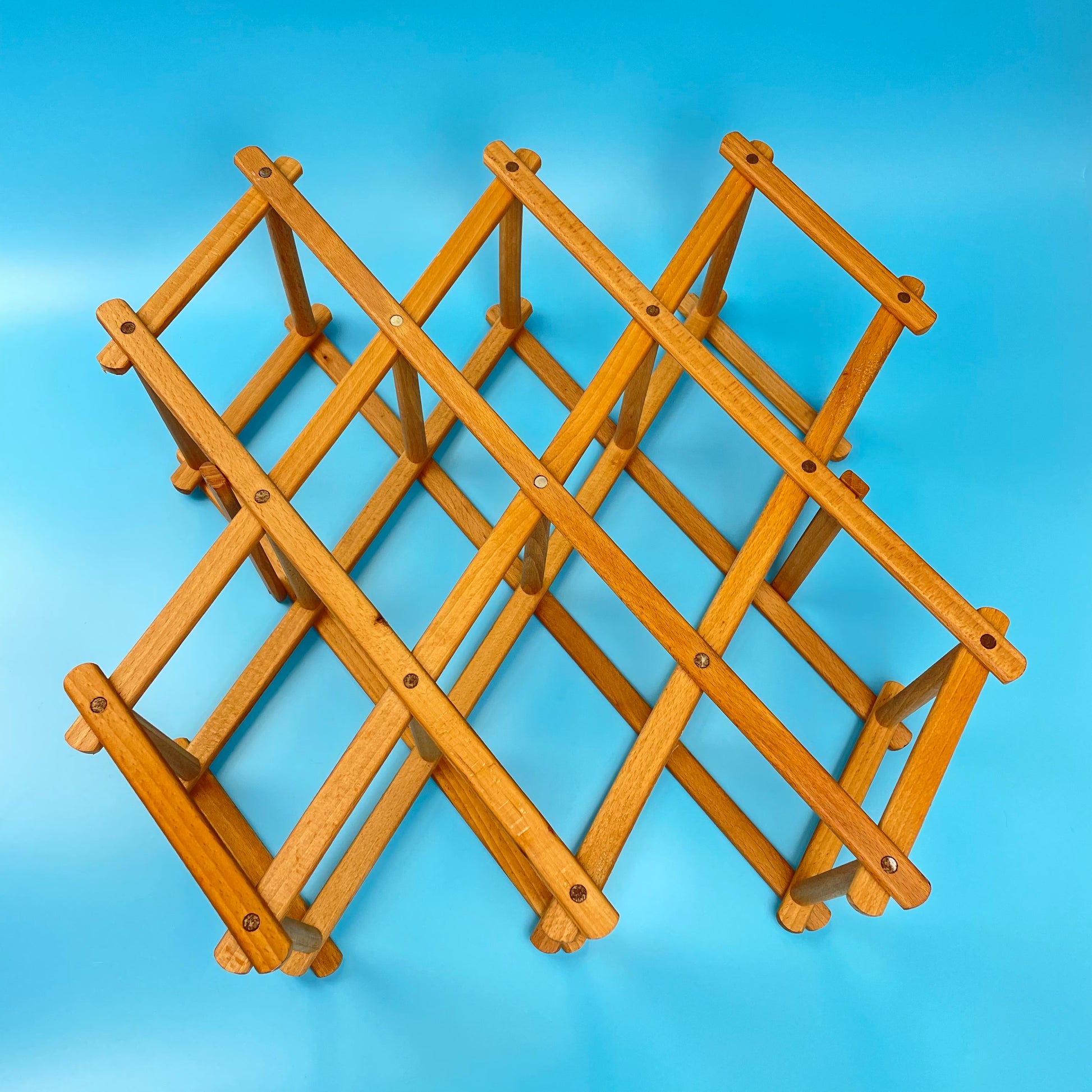 VIntage Accordion Wine Rack – Tort And Tiger