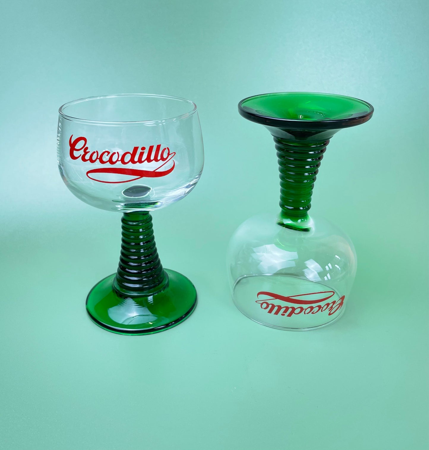 Crocodillo Beehive Green Stem Glasses x 4