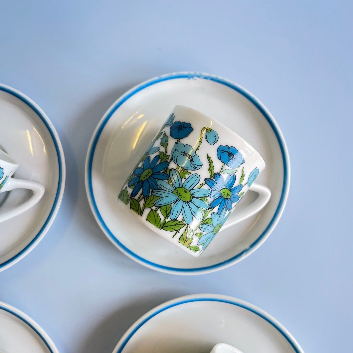 Espresso Cups & Saucers With Vintage Floral Print Blue x 4