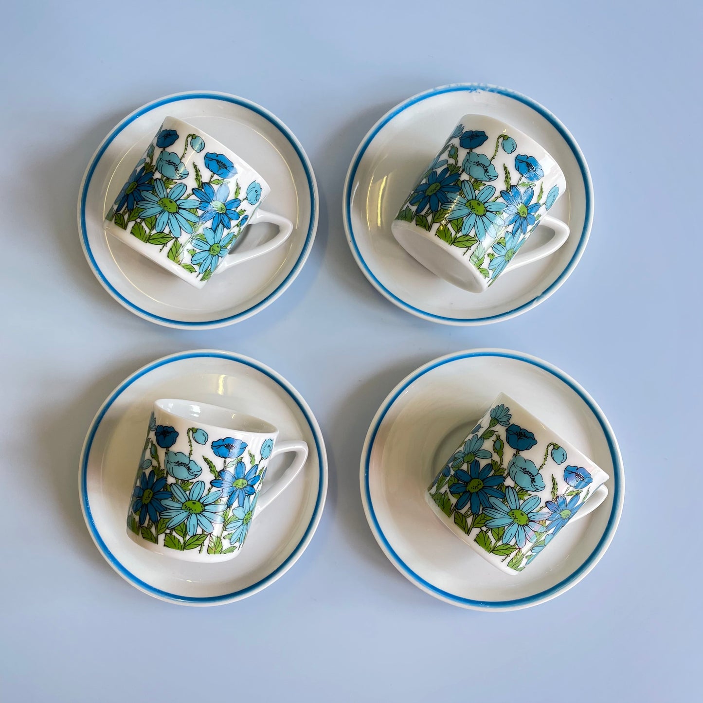 Espresso Cups & Saucers With Vintage Floral Print Blue x 4