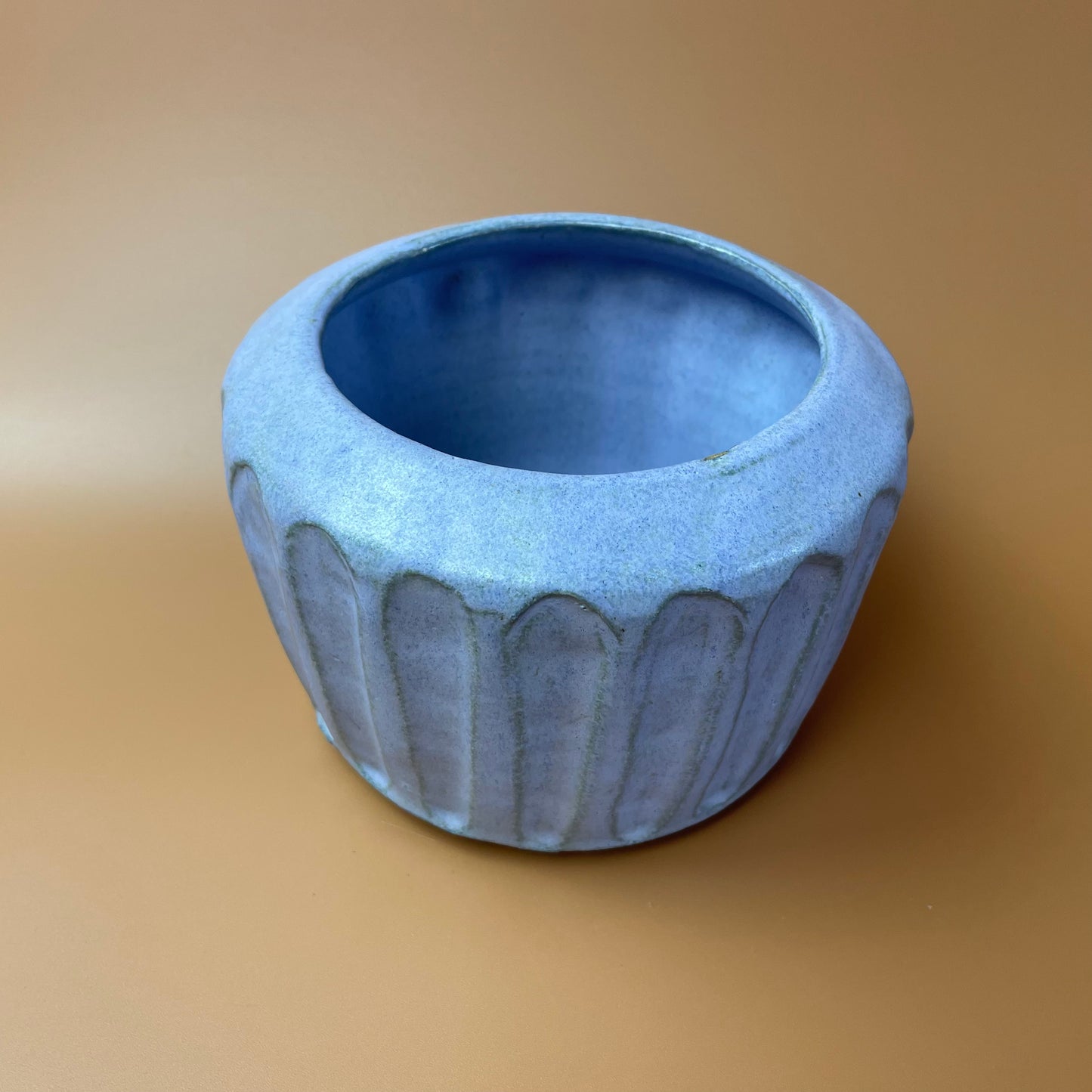 Rustic Style Blue Pottery Pot With Lid