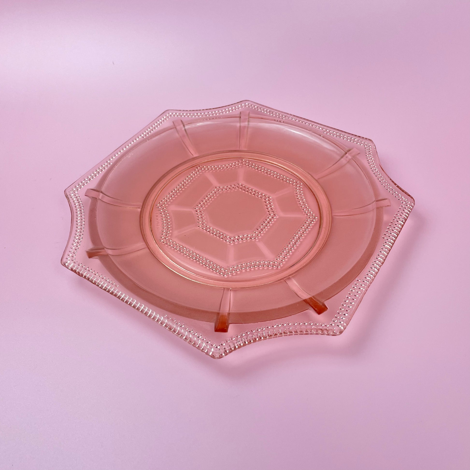 Pink Frosted Glass Plate – Tort And Tiger
