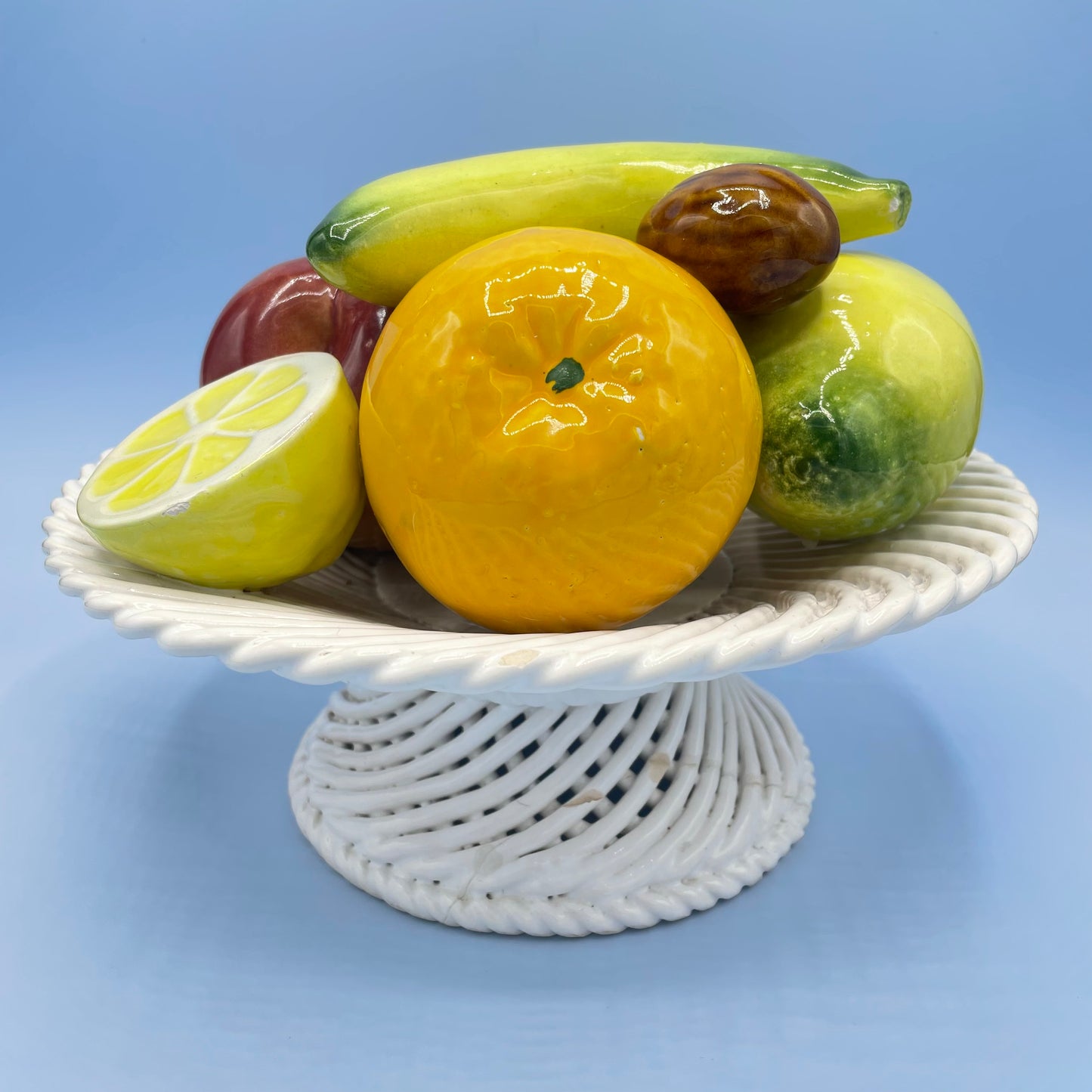 Faux Fruit Display Lattice Dish (Medium)